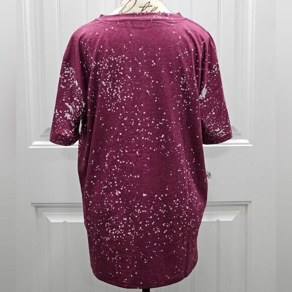 🥎Softball Mom T-Shirt in burgundy. NWOT, Size XXL🥎 - Picture 6 of 8